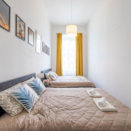 Spacious Cozy Home With 4Bedroom In The Heart Of Bp 布达佩斯 外观 照片